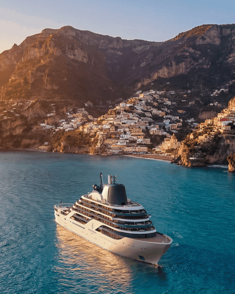 Four Seasons Yacht